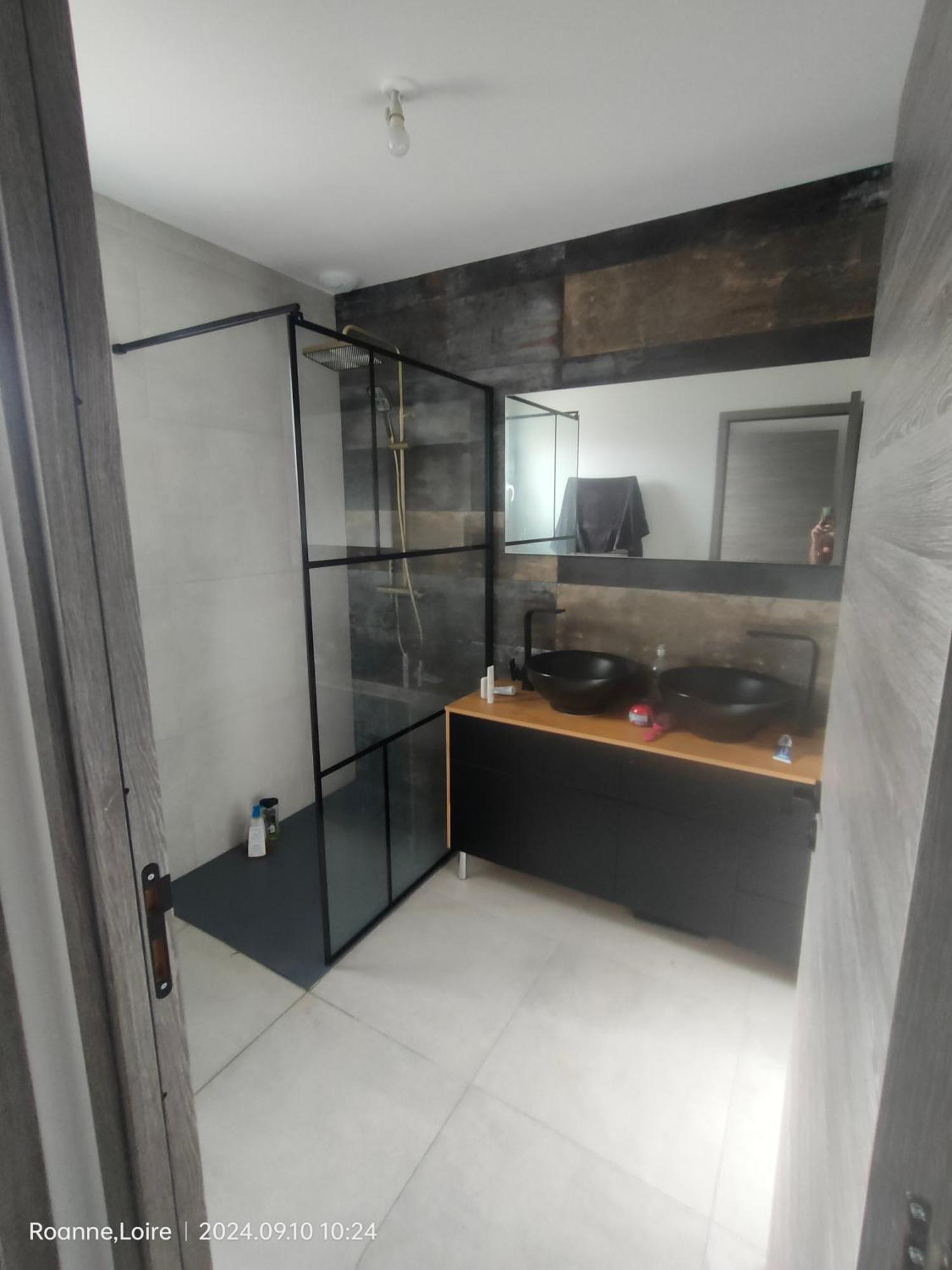 Dans Maison Plain-pied Moderne * Roanne