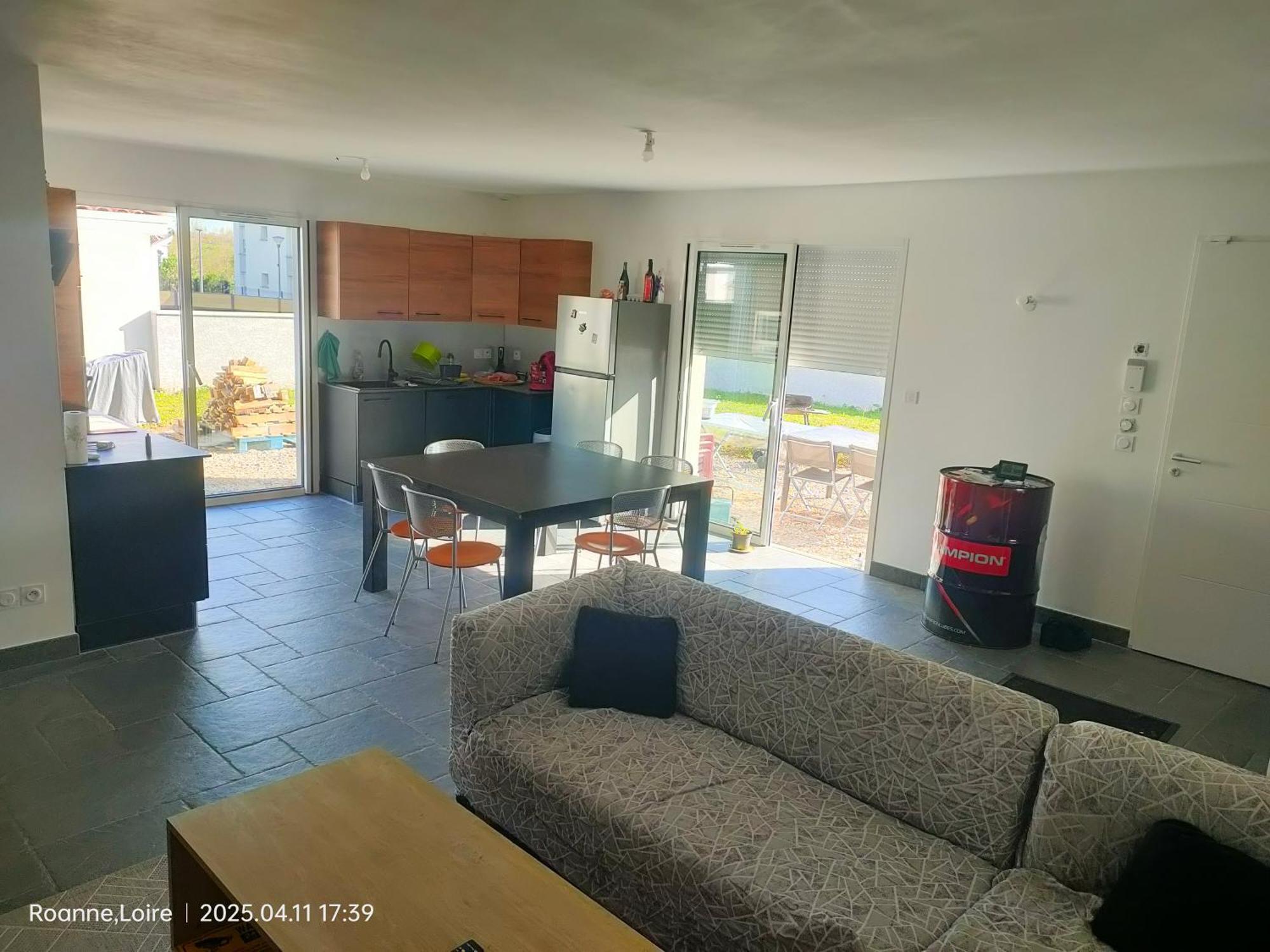Dans Maison Plain-pied Moderne * Roanne